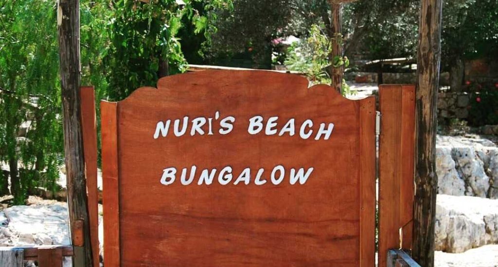 Nuri's Beach Bungalow1