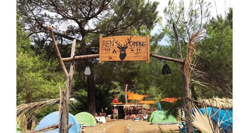 Ren Camping1