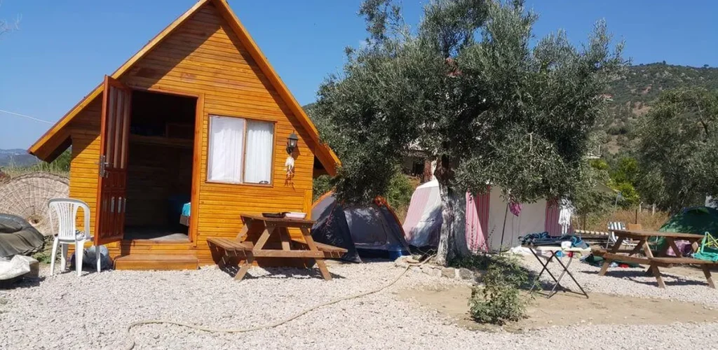 zeus-motel-camping-2-1200